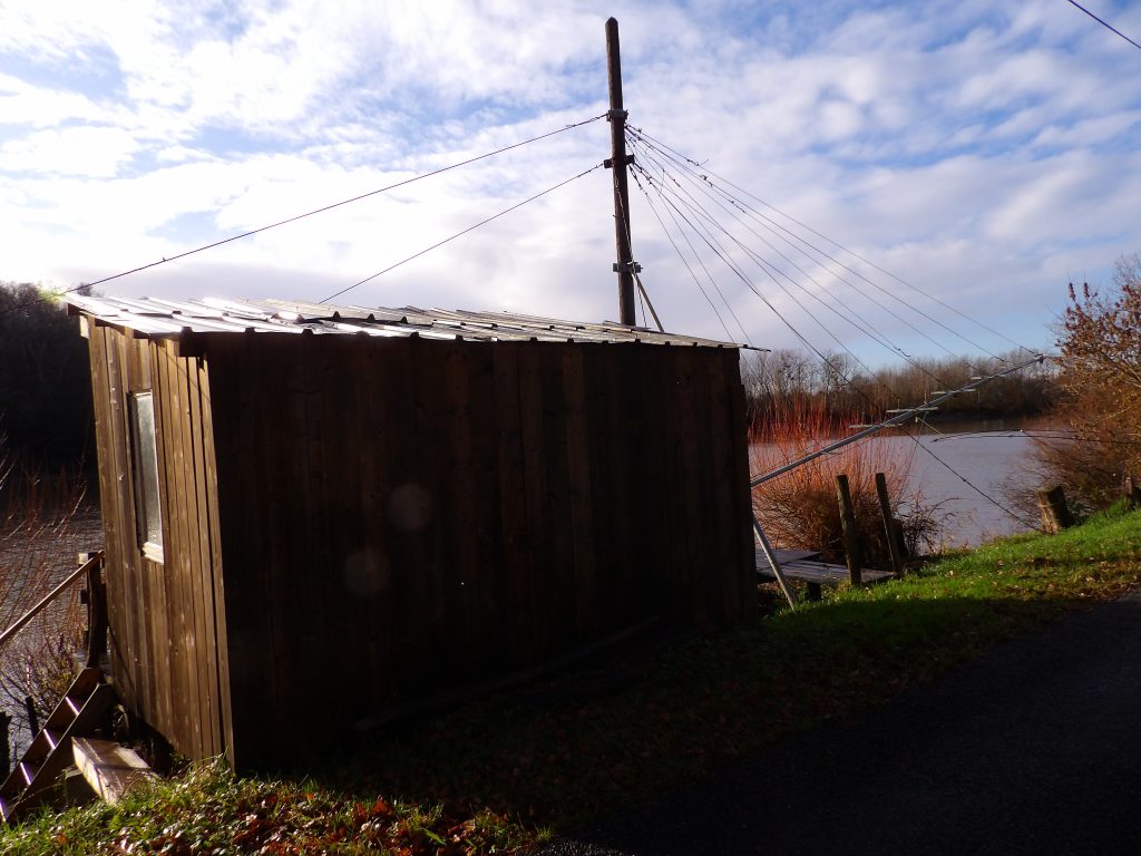 Cabane de pêche sur les bords de Dordogne